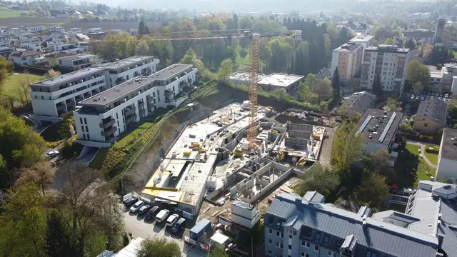 Der Uberlberg im Zentrum von Bad Schallerbach von oben. | Foto: Immobär