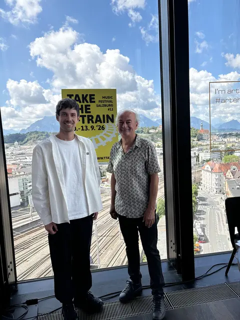 Jürgen Vonbank (links) und Andreas Neumayer organisieren das "Take the A-Train".  | Foto: Lisa Gold