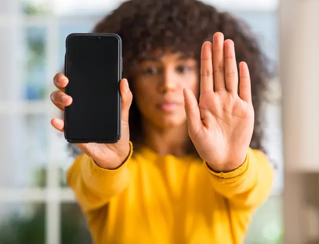 Diejenigen, die das Smartphone am meisten nutzen, wünschen sich gleichzeitig eine digitale Balance. (Symbolfoto) | Foto: Smarterpix_Krakenimages
