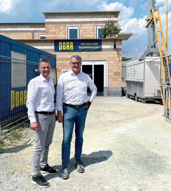 PORR-Geschäftsführer Klaus Tremmel und OSG-Obmann Alfred Kollar haben als Partner bereits 7.000 Bauprojekte gemeinsam umgesetzt. | Foto: OSG
