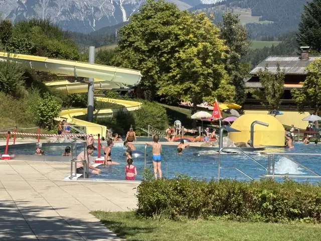 Das beliebte Schwimmbad von Bischofshofen | Foto: Christian Amtmann