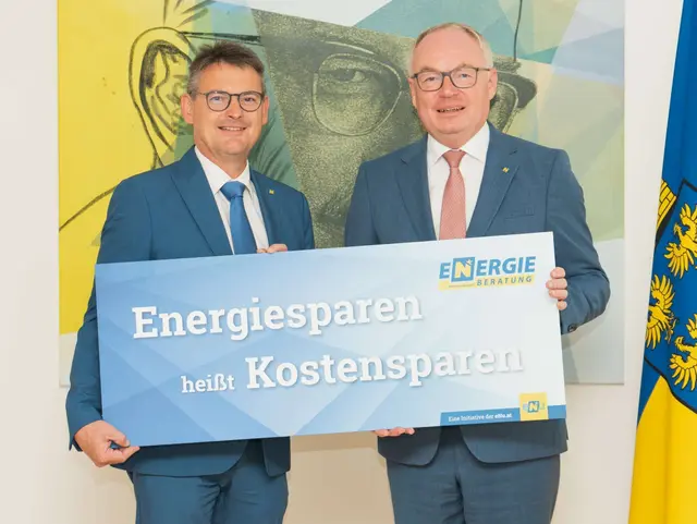 Franz Linsbauer und Stefan Pernkopf rufen zum Energiesparen auf! | Foto: Land Niederösterreich