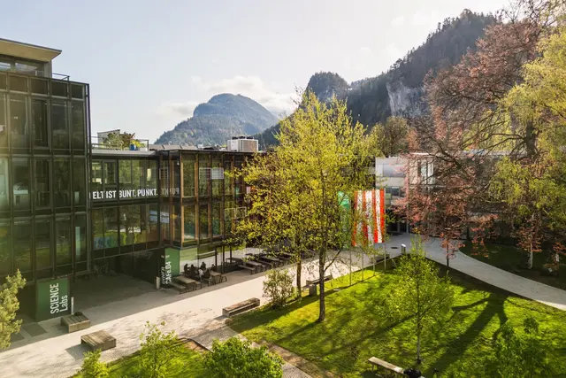 Die FH Kufstein Tirol hat sich in Hochschule Kufstein (kurz HOK) Tirol umbenannt.  | Foto: HOK