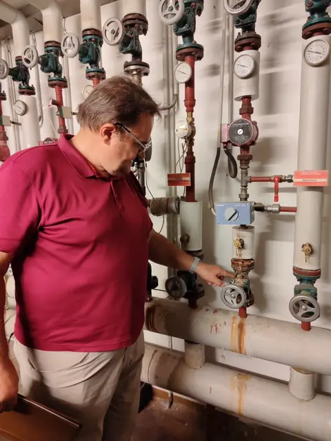 Energieberater Franz Strasser auf Mission.

 | Foto: KEM Inn Kobernaußerwald