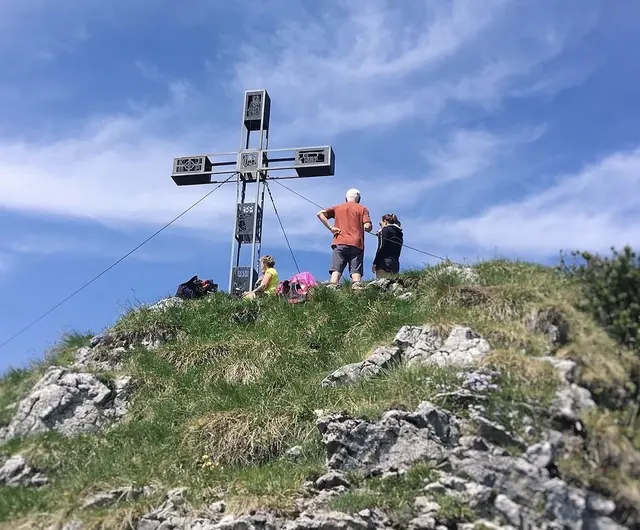 Der Gipfel des Erlakogels ist ein beliebtes Wanderziel. Am 13. September findet dort auch wieder eine Bergmesse statt. | Foto: MeinBezirk/Philipp Gratzer (Archivfoto)