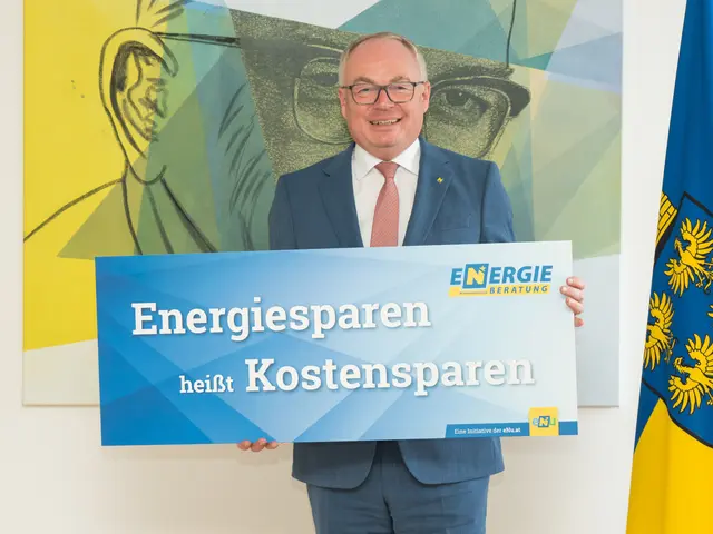 LH-Stv. Stephan Pernkopf wirbt für die Energieberatungen vor Ort. | Foto: VPNÖ
