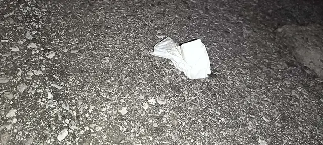 Unter dem Briefkasten lagen diese Taschentücher. | Foto: privat