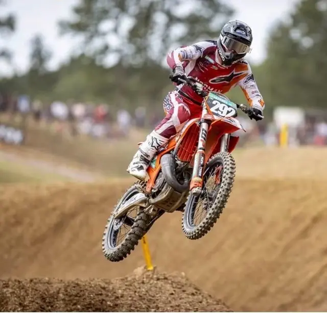 Ricardo Braun fährt seit er neun Jahre alt ist Motorcross. | Foto: Ricardo Braun
