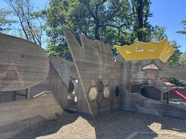 Im September 2020 eröffnet: Der Holzspielplatz in Panther-Form auf dem Grazer Schloßberg