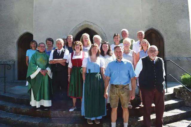 Die Idee zur Aufführung der „Fallsbacher Messe“ stammte vom Lambacher Organisten Karl Franz Kohlberger (rechts im Bild). | Foto: MeinBezirk/Ursula Kohlberger