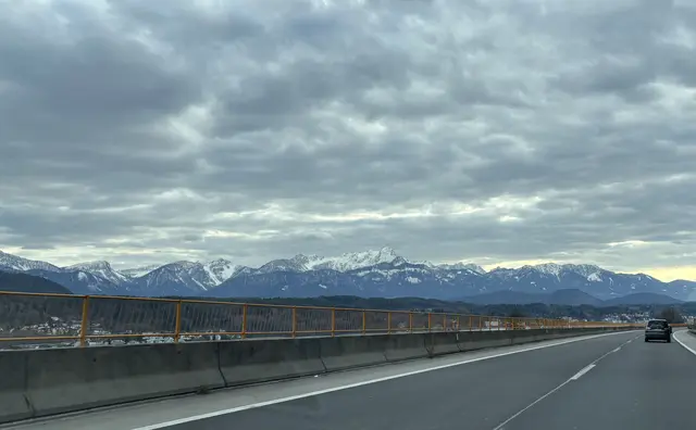 Am Wochenende bleibt es in Kärnten überwiegend bewölkt, mit wenig Sonne und nur vereinzelt leichtem Regen. | Foto: MeinBezirk/Lea Kainz