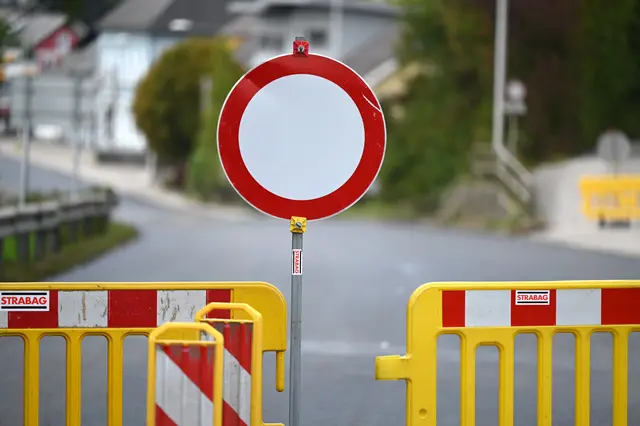 Die B 72 in Krieglach und die L 114 in Stanz müssen für finale Straßensanierungsarbeiten gesperrt werden. | Foto: Symbolbild stock.adobe.com/at/ Spitzi-Foto