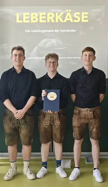 Fabio Schmidleithner, Sebastian Weissenböck und Fabian Einfinger. | Foto: HBLW Ried