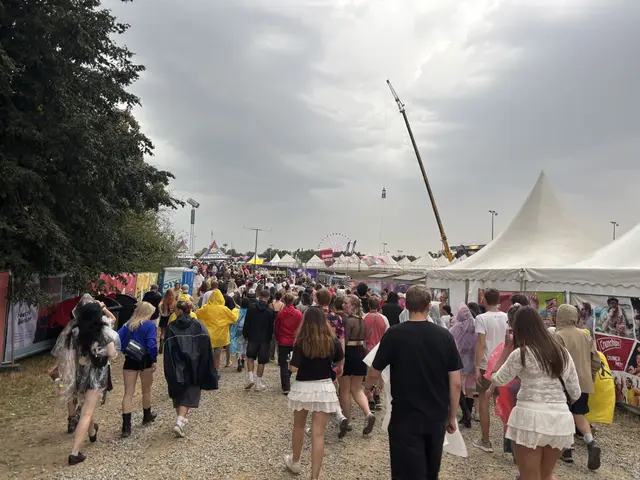 Beim Frequency bleibt am Freitag nicht nur die Musik im Fokus – auch das Wetter sorgt für Spannung. | Foto: Martina Schweller/Tanja Handlfinger