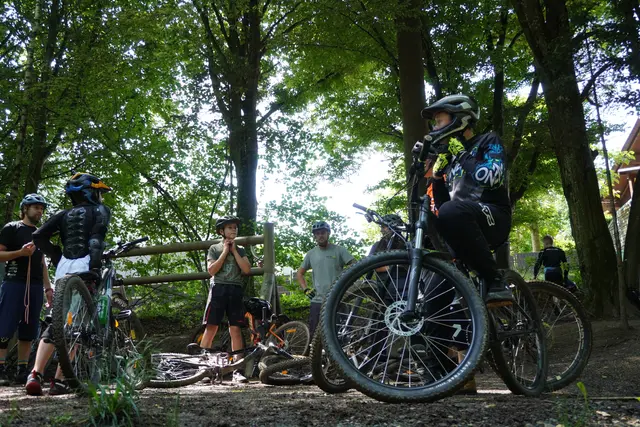 Die Mitglieder der "Crew 26" trainieren regelmäßig im Bike-Trailpark Lannach.