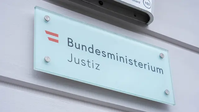 Auf den aktuellen Gehaltszetteln der Gerichtsvollzieher finden sich überraschend erhebliche „unzulässige“ Abzüge, sagt die Gewerkschaft. | Foto: Andreas Pölzl/MeinBezirk