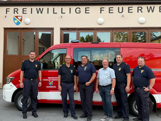 Regional gebaut: Das neue Einsatzfahrzeug stammt vom Fahrzeugbauer Firnkranz aus Großweikersdorf. | Foto: FF Drasenhofen