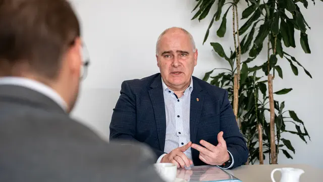 FPÖ-Klubchef Thomas Dim kritisiert SPÖ OÖ-Chef Martin Winkler.  | Foto: MeinBezirk OÖ/Schmid