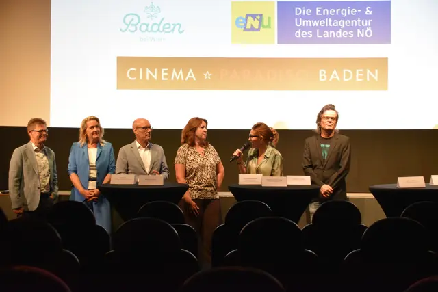 Gerfried Koch (Stadtgemeinde Baden), Ulrike List (BESTLIST Immobilien GmbH), Reinhard Keider (Sparkasse Baden), Christa Ruspeckhofer (eNu), Carmen Jeitler-Cincelli (Bürgermeisterin), Andreas Syllaba (CP-Kino-Kultur-BetriebsgmbH). | Foto: Mirjam Preineder