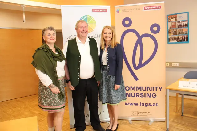Da warens noch drei: Im Jahr 2022 starteten Barbara Rathgeb, Guido Prossegger und Barbara Sterlinger als Kapfenberger Community Nurses; mittlerweile sind es nur noch zwei. | Foto: Stadtgemeinde Kapfenberg