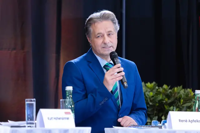 Der neue Wirtschaftsstadtrat: René Apfelknab (FPÖ) kommt neu in die Stadtregierung. | Foto: Konstantinov