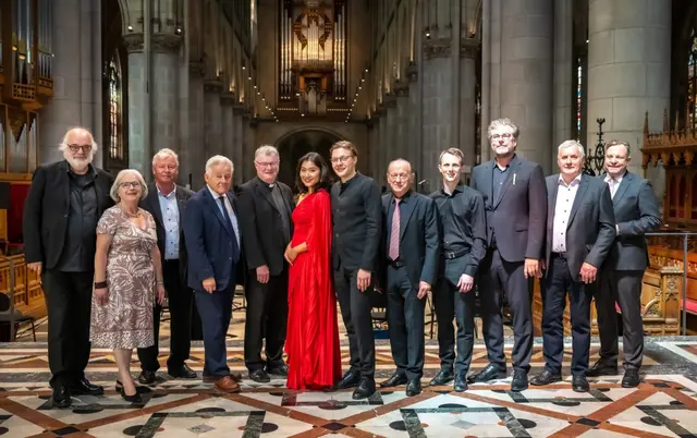 Univ.-Prof. Thomas Kerbl, Landesobmann-Stv. Kons. Ursula Voglsam, Landesobmann-Stv. Kons. Hans Feizlmayr, Landesobmann LH a.D. Josef Pühringer, Bischof Manfred Scheuer, Ruriko Nakano, Alois Mühlbacher, Walter Rescheneder (Bad Hall), Gerhard Raab, Alexander Koller, Landesobmann-Stv. ÖR Kons. Leopold Wipplinger, Landesgeschäftsführer BR Franz Ebner (v. li.).

 | Foto: OÖ Seniorenbund