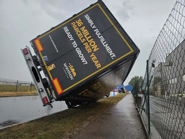 Die Bilder, die sich am Donnerstagabend in Kittsee boten, erinnerten vielerorts an ein Katastrophengebiet. | Foto: Bezirksfeuerwehrkommando Neusiedl am See