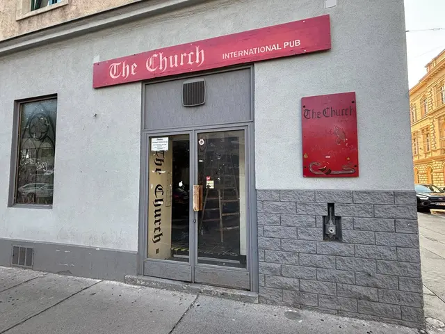 Nach einer Insolvenz im März 2025 scheiterte kürzlich auch der "Rettungsversuch" vom Pub "The Church".  | Foto: Nathanael Peterlini/MeinBezirk