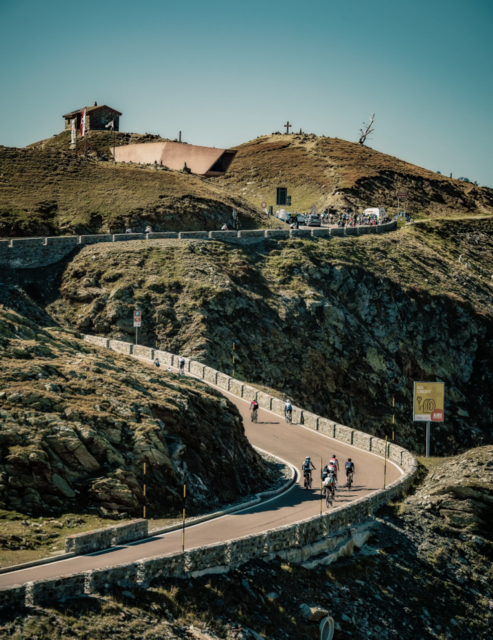 5.500 Höhenmeter über die vier Alpenpässe (Kühtai, Brenner, Jaufenpass und Timmelsjoch)  | Foto: Ötztaler Radmarathon
