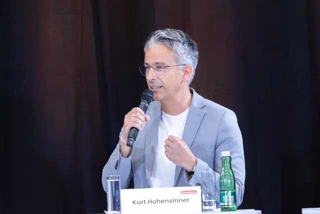 Abmontiert: ÖVP-Stadtrat Kurt Hohensinner verliert die Wirtschaft, ist nur mehr für Sport und Bildung zuständig.  | Foto: Konstantinov