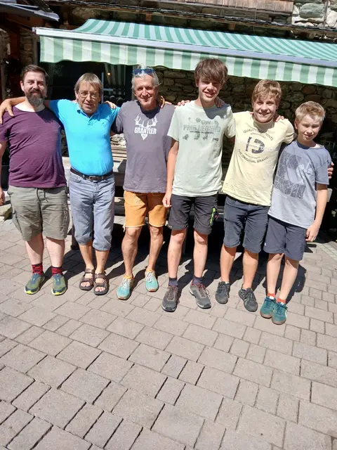 Die Sieger (v.l.n.r.): Dr. Johannes Grünwald, Hermann Zechner, Fredi Huber, Bernhard Foidl, Thomas Vötter und Thorben Schöngasser | Foto: SchachKlub Taxenbach