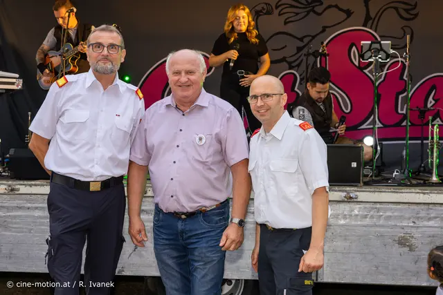 Kurze Ansprachen zur Eröffnung von ABI Michael Berger, BM Ernst Wendl und Kommandant HBI Wolfgang Ernst (vlnr). | Foto: cine-motion.at / R. Ivanek