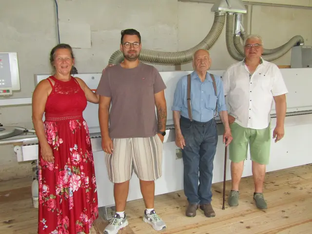 von rechts: Erich Schulter jun., Erich Schulter sen., Sohn Lukas Entler und Meisterfefährtin Sabine Entler.