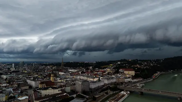 Am Samstag, 21. August, fegte ein heftiges Unwetter über weite Teile Oberösterreichs. | Foto: FOTOKERSCHI / WERNER KERSCHBAUMMAYR