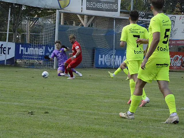 Goalie Tobias Rockenschaub fehlerfrei