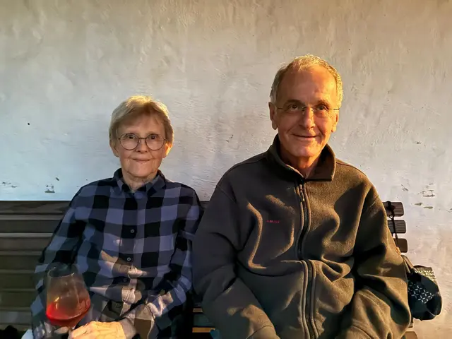 Unter den Gästen: Inge und Franz Schanda. | Foto: Künstlerdorf