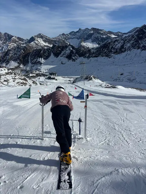 Bei den intensiven Trainingseinheiten am Gletscher. | Foto: Mariella Ehgartner