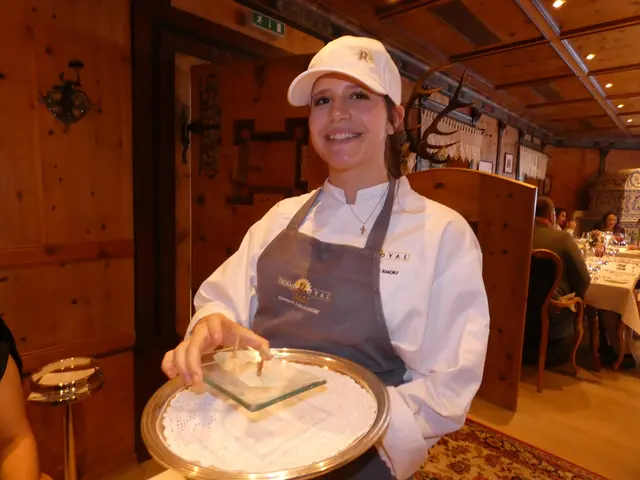 Lena Deiser aus Kappl ist Lehrling im 1. Lehrjahr (Köchin) und von der Ausbildung im Hotel Trofana Royal in Ischgl begeistert. 