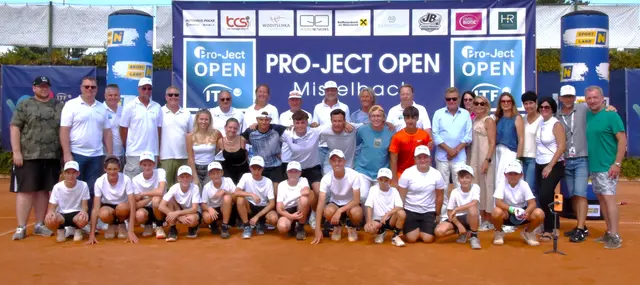 Das Team der Mitarbeiter am Turnier