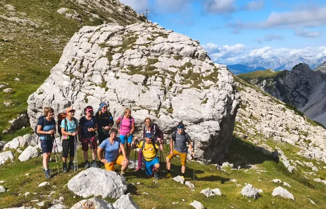 Die Naturfreunde Bad Goisern wanderten entlang Dachstein-Südwand. | Foto: NF Goisern