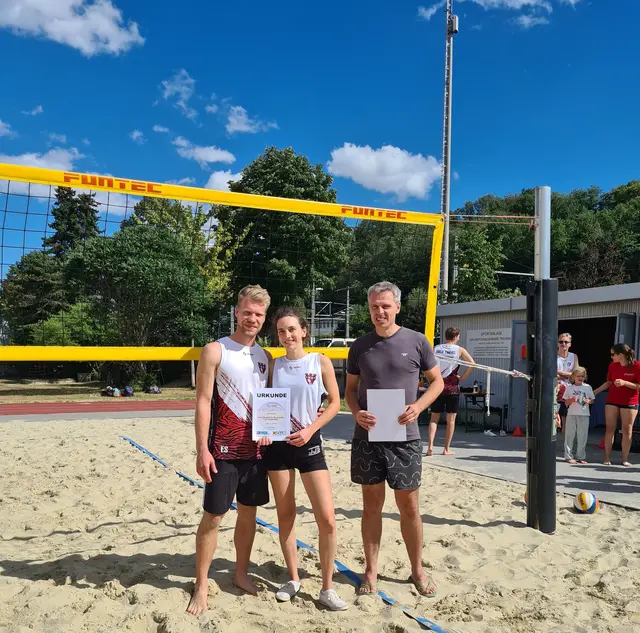 Ehrung des zweitplatzierten Teams | Foto: Volleyballverein Traismauer "Wild Tigers"