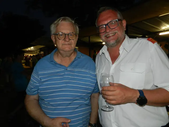 KNT Josef Breitenecker, Willi Denk im Gespräch | Foto: Heribert Punz