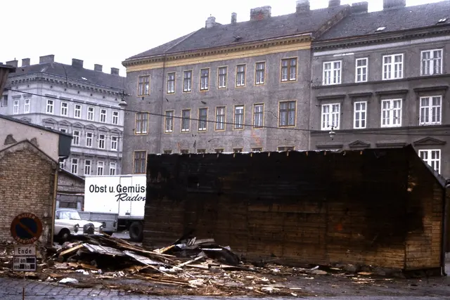30 Stände fielen dem Großbrand zum Opfer.  | Foto: Bezirksmuseum Ottakring
