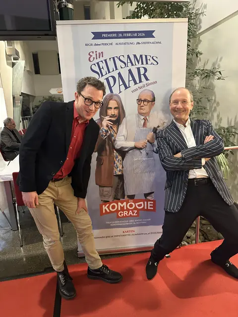 Wahrlich nicht seltsam, sondern als Theater-Duo höchst erfolgreich: Stefan Moser und Urs Harnik. | Foto: Komödie Graz