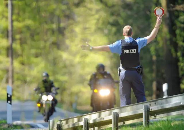 Auf vier Straßen im Bezirk Spittal an der Drau wurde am vergangenen Wochenende ein Motorrad-Schwerpunkt durchgeführt. (Symbolfoto) | Foto: stock.adobe.com/at/Brigitte 