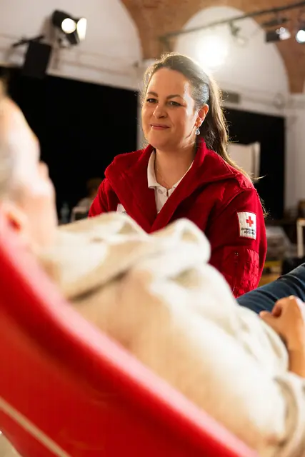 Weniger Spenderinnen und Spender, gleichzeitig hoher Bedarf: Das Rote Kreuz ruft die Steirerinnen und Steirer zur Blutspende auf. | Foto: ÖRK/Kundigraber