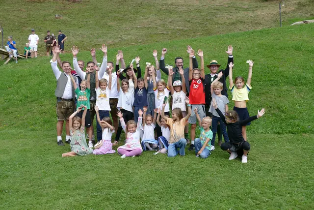Die Kinder, die am Kinderwettbewerb teilnahmen, freuten sich über ihre Preise | Foto: Putz
