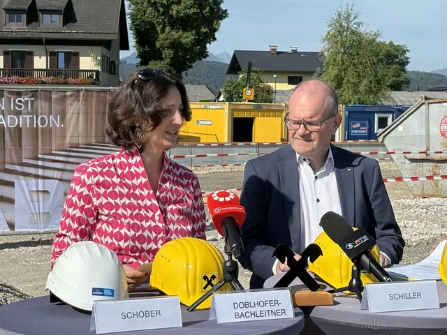 RVS-Geschäftsleiterin Anna Doblhofer-Bachleitner, RLS-Geschäftsführer Martin Schiller (v.l.n.r.). | Foto: MeinBezirk