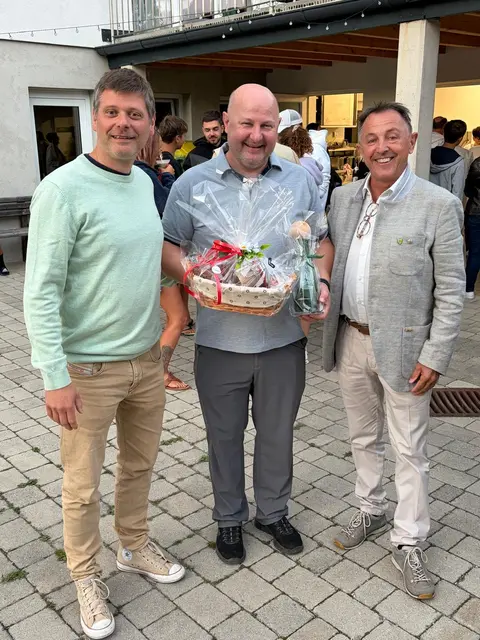 Puchberg feierte Pfarrer Wolfgang Berger. | Foto: Gemeinde Puchberg