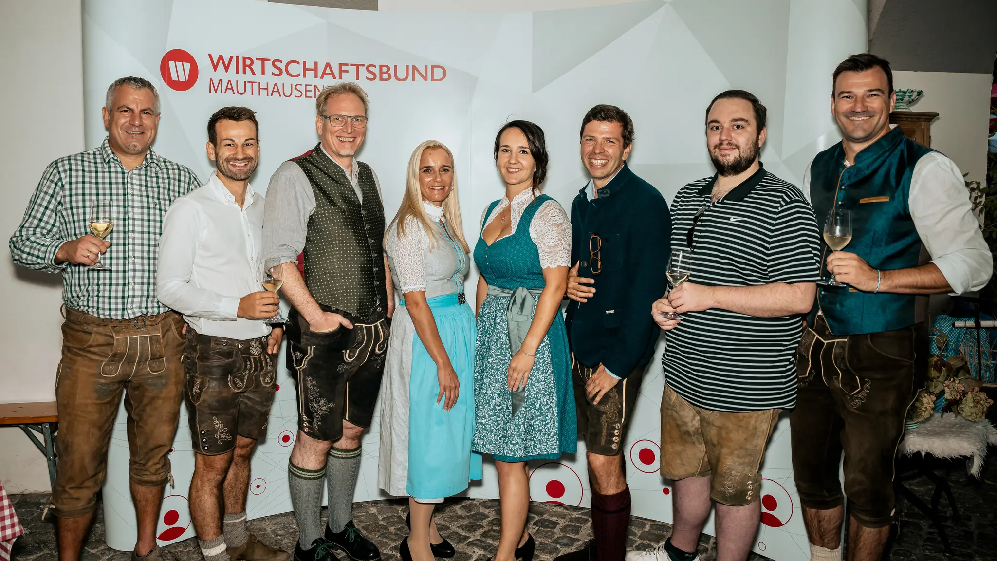 Wein am Frellerhof: Edle Tropfen, Schmankerl und Live-Musik in Mauthausen ...